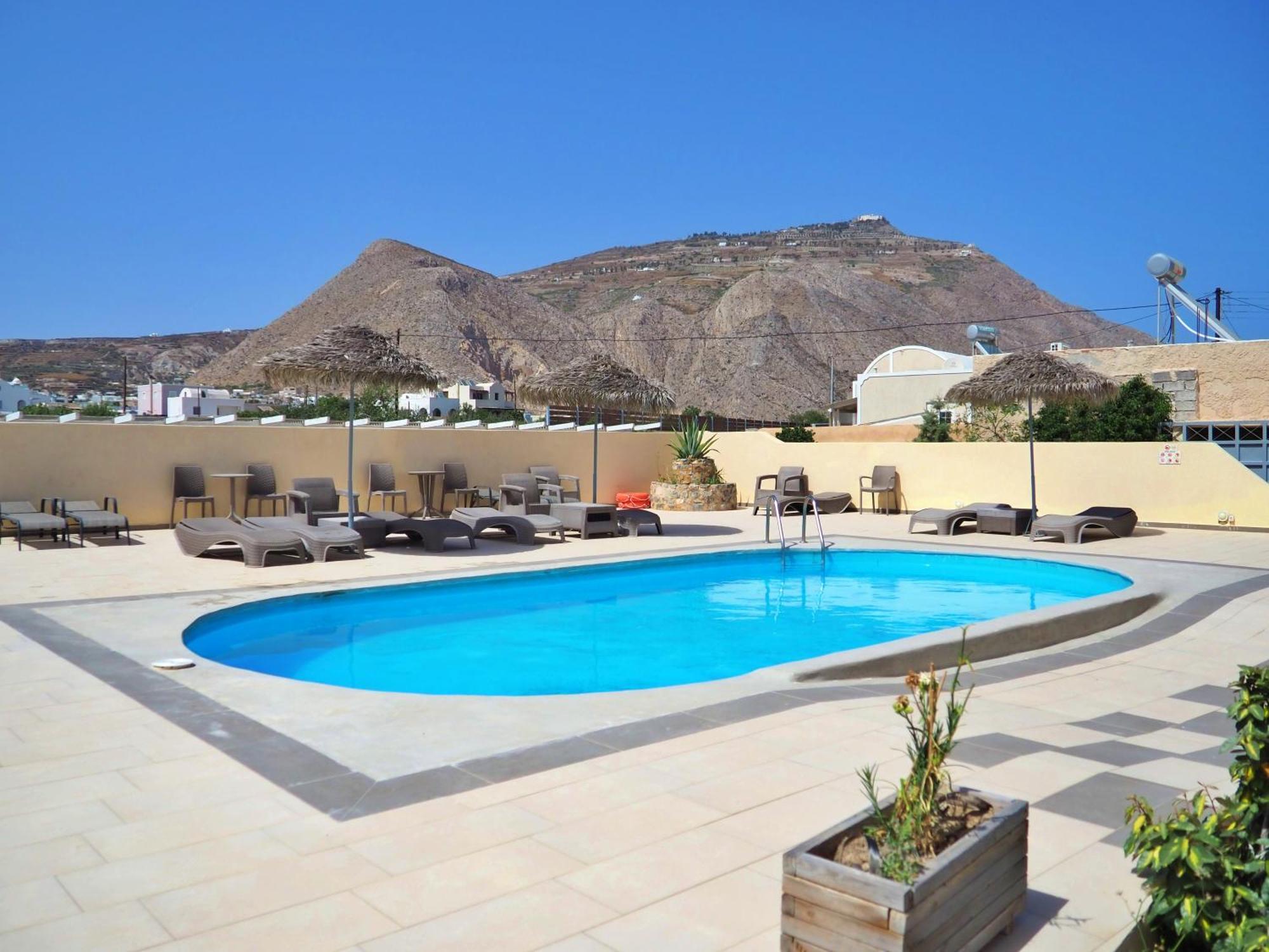 Leon Lux Apartments Perivolos  Luaran gambar