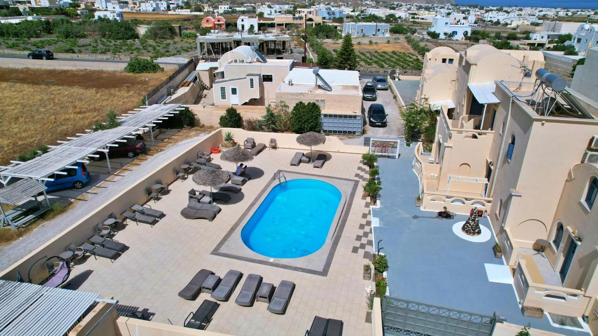 Leon Lux Apartments Perivolos  Luaran gambar