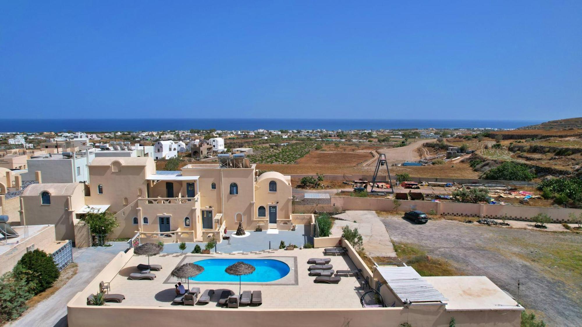 Leon Lux Apartments Perivolos  Luaran gambar